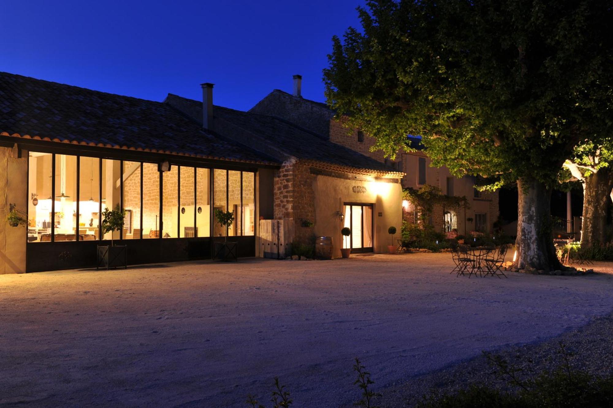 사리앙 르 마 테르 데 앙주 B&B 외부 사진