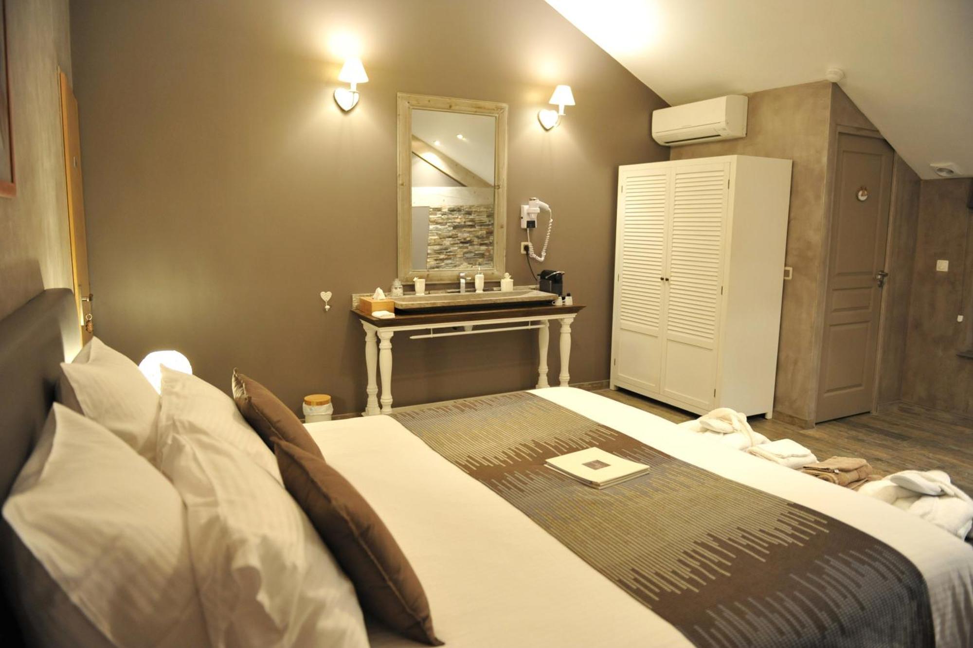 사리앙 르 마 테르 데 앙주 B&B 객실 사진